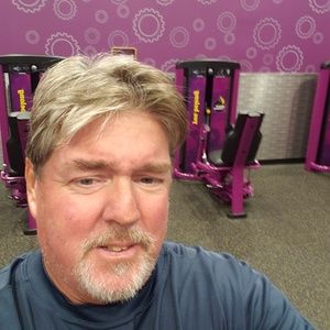 Meet your Posher, Chuck